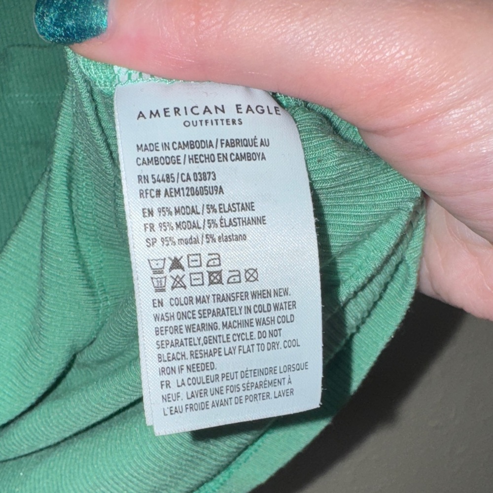 American Eagle Outfitters Green Cropped Pocket Tee - Picture 5 of 5